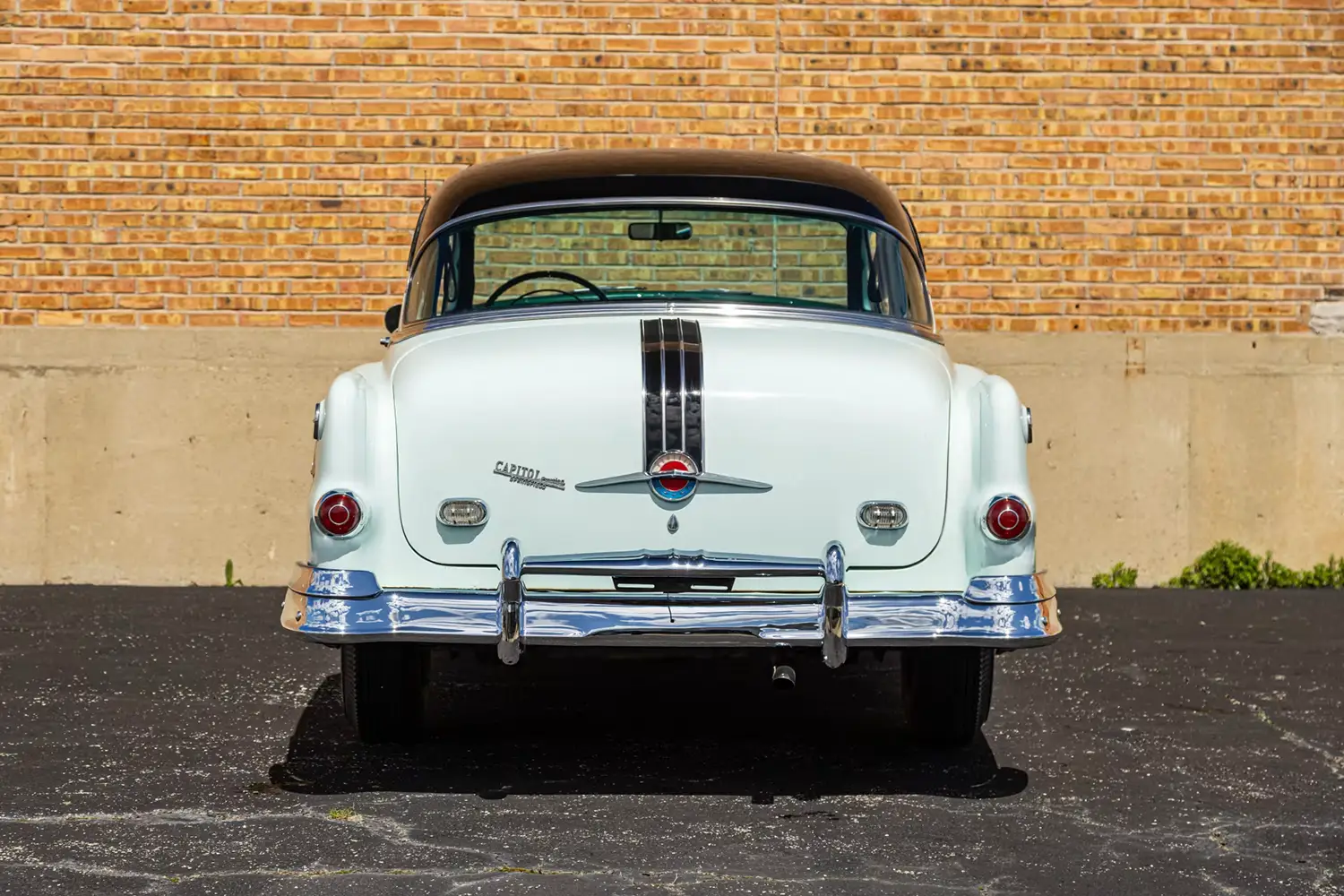 1954 Pontiac Chieftain Deluxe Sedan
