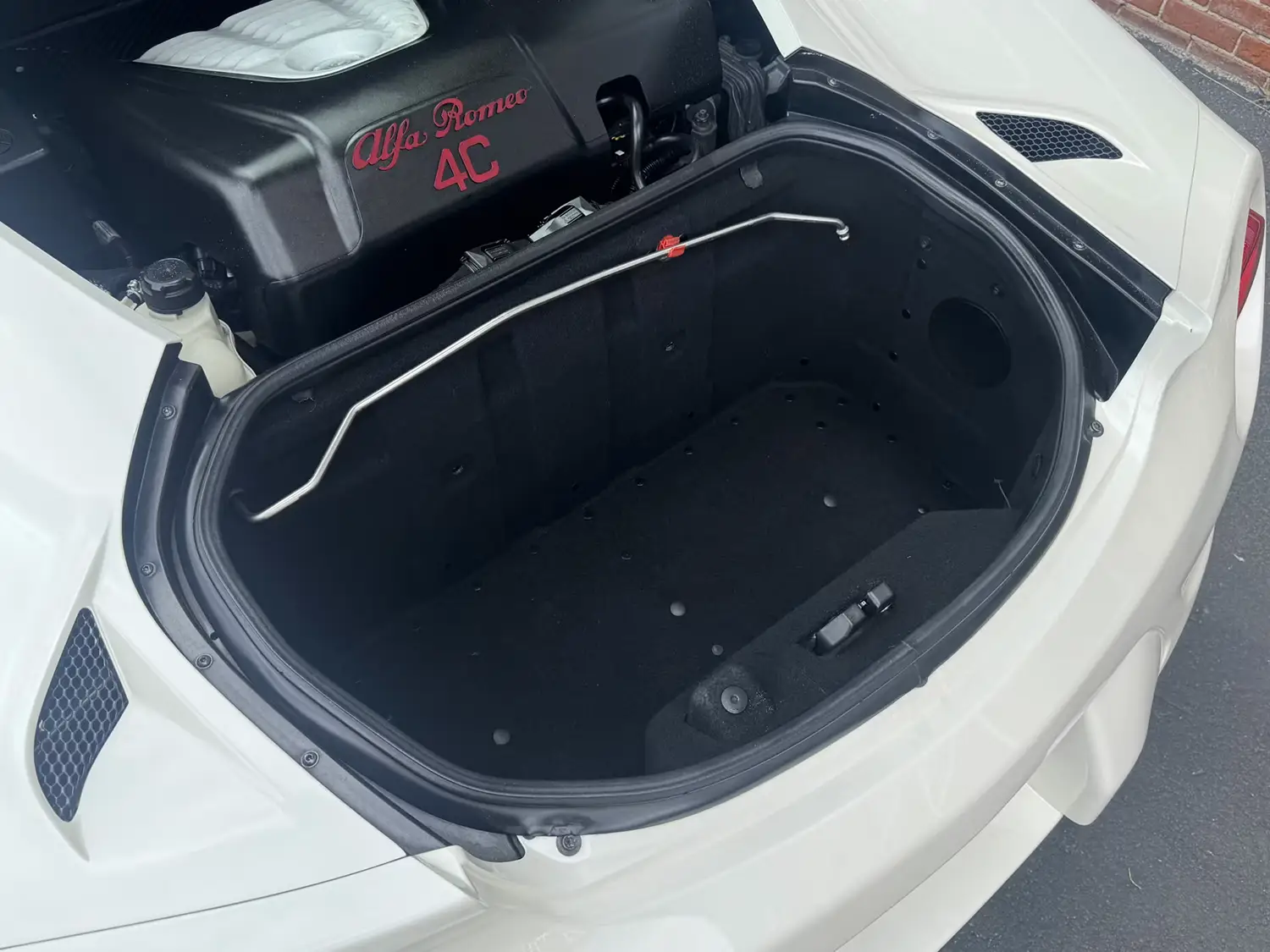 2015 Alfa Romeo 4C Coupe