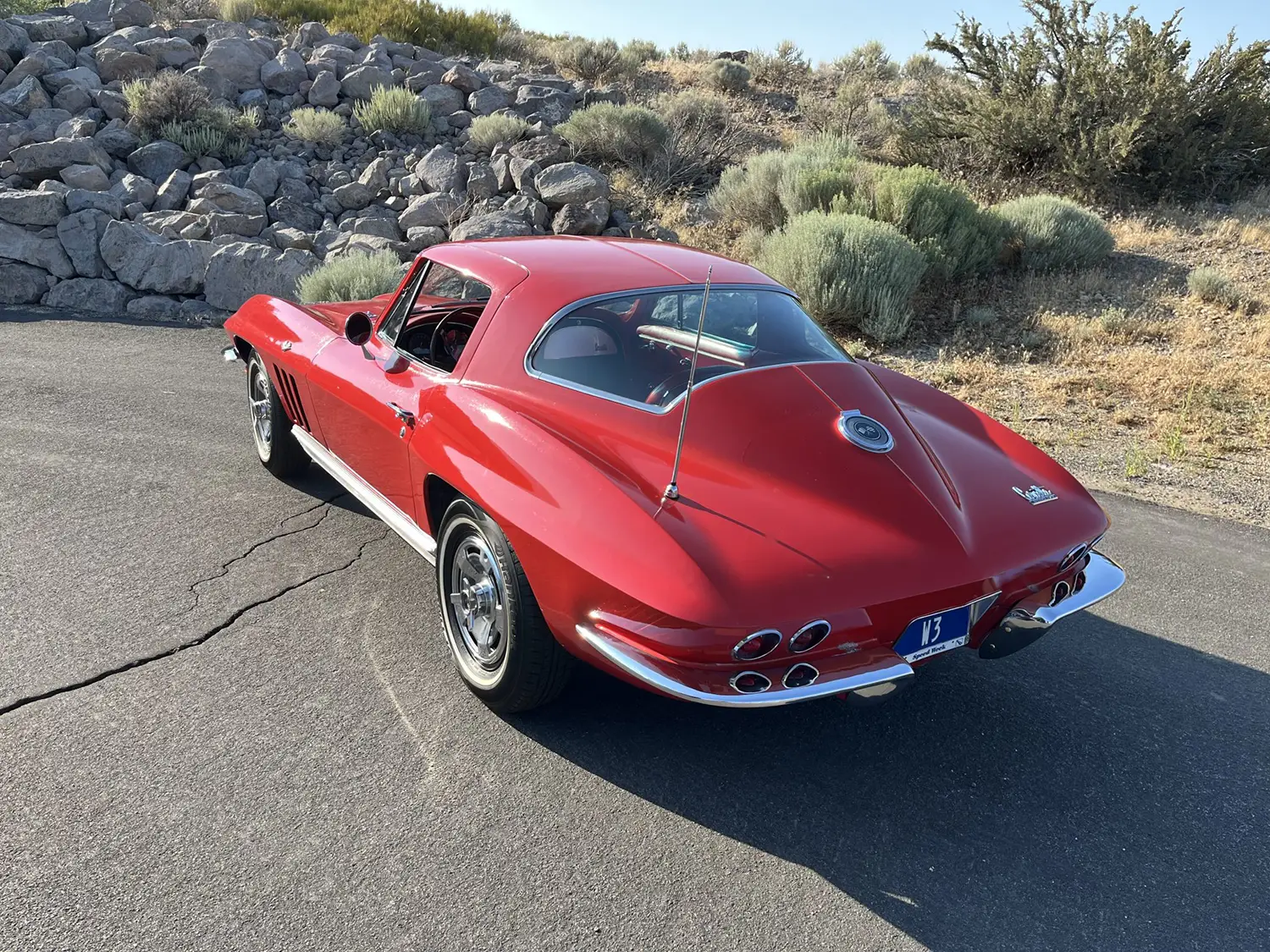 1966 Chevrolet Corvette coupe 327/300