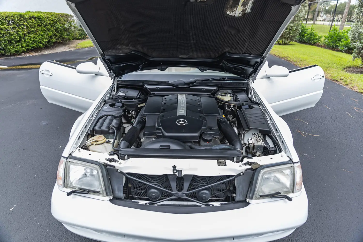 2001 Mercedes-Benz SL500