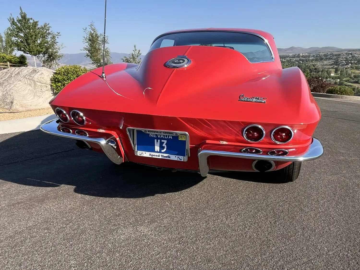 1966 Chevrolet Corvette coupe 327/300