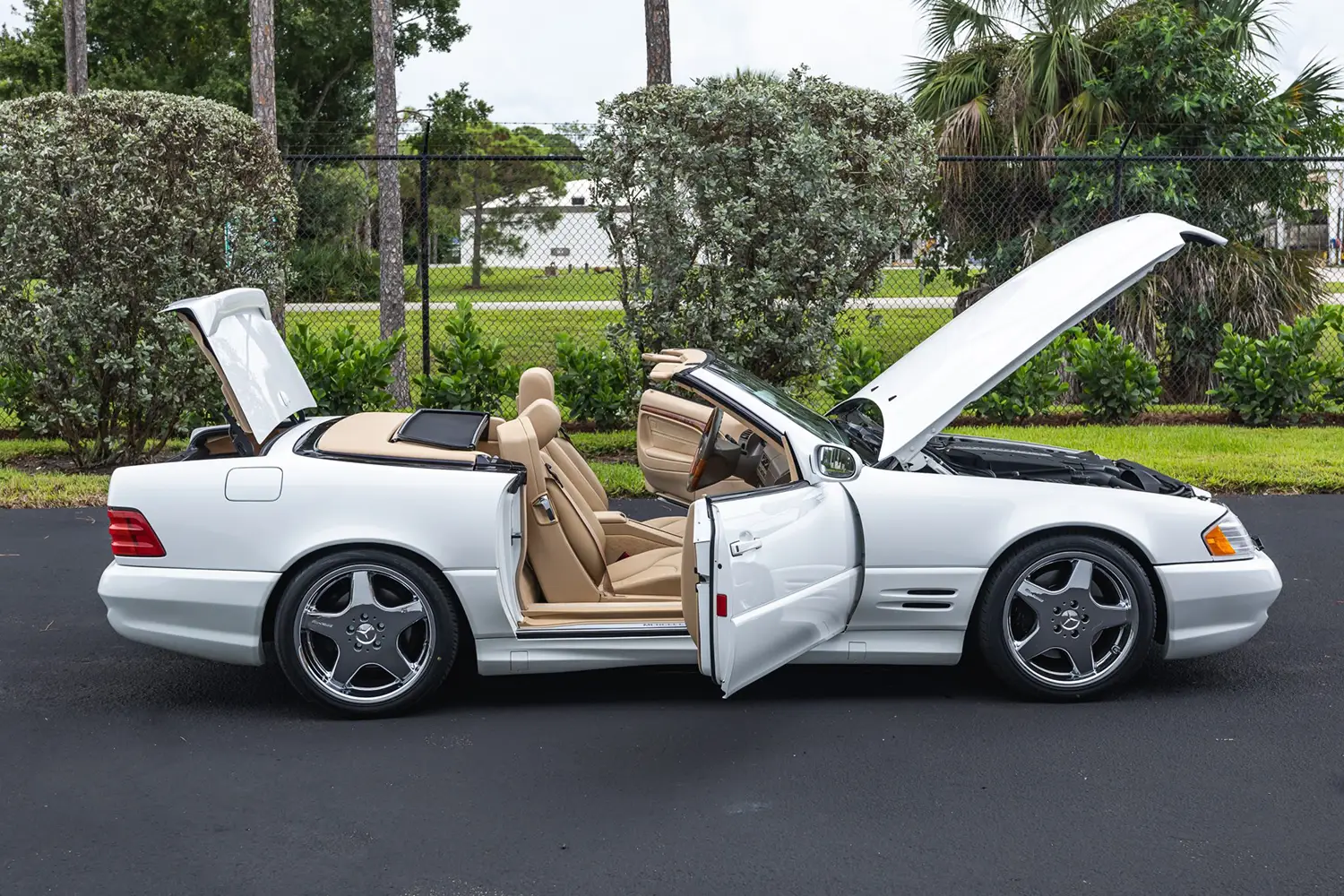 2001 Mercedes-Benz SL500