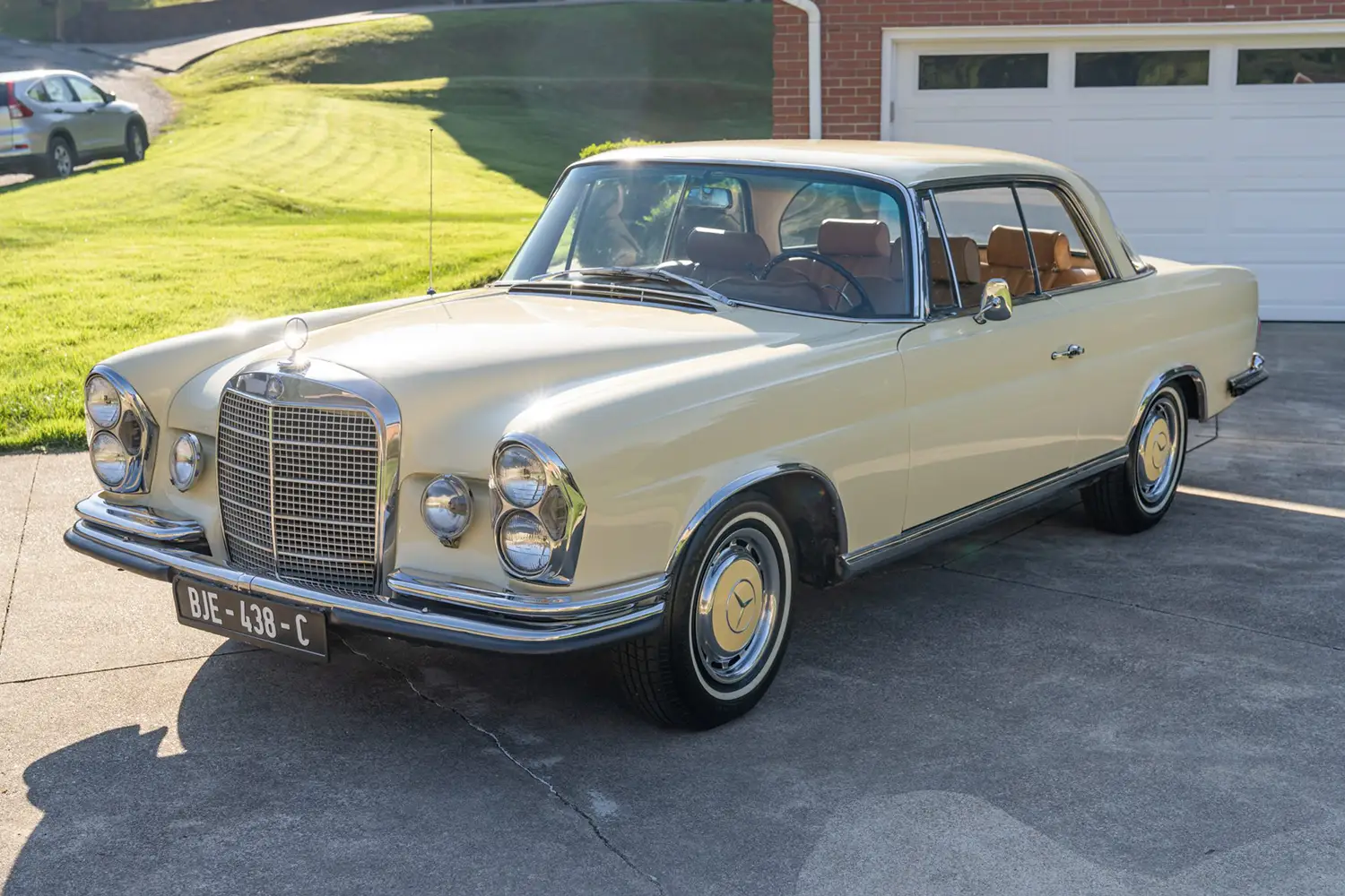 1965 Mercedes-Benz 220SEb Coupe