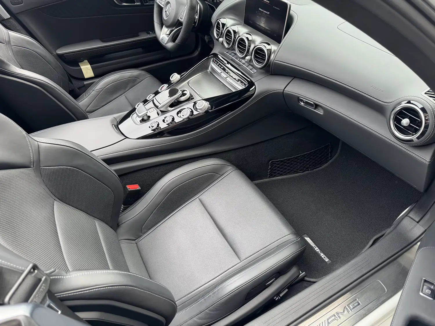 2018 Mercedes-Benz AMG GT Roadster