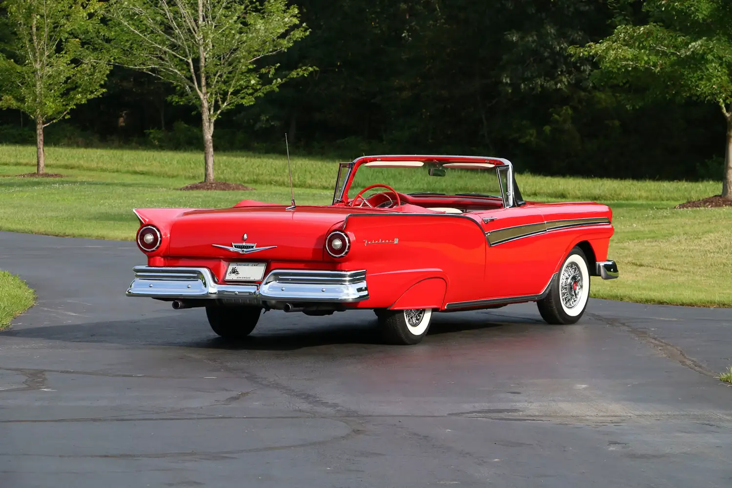 1957 Ford Fairlane Sunliner