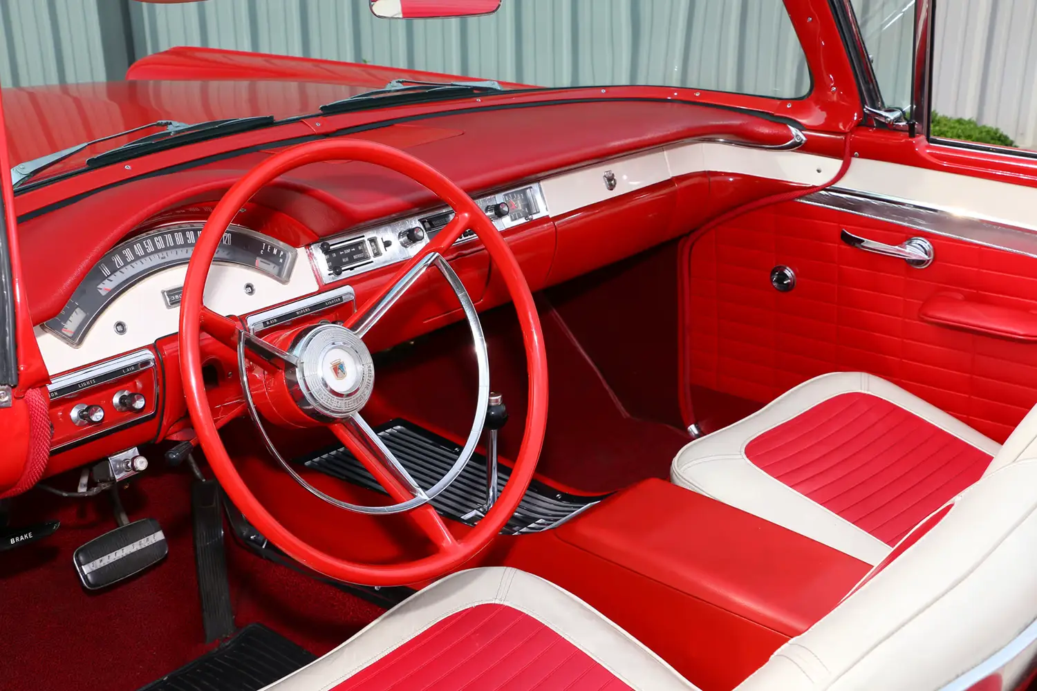 1957 Ford Fairlane Sunliner