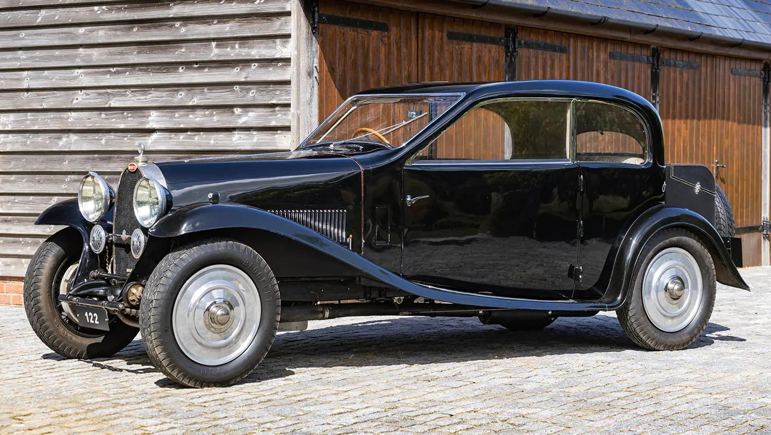 1928 Bugatti Type 44 Profilé