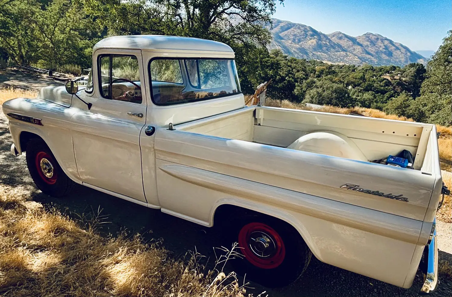 1959 Chevrolet Apache 3100 Fleetside Pickup