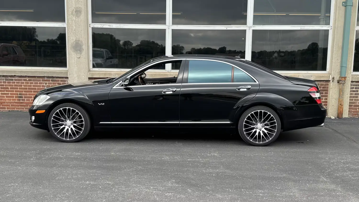 2007 Mercedes-Benz S600 Sedan