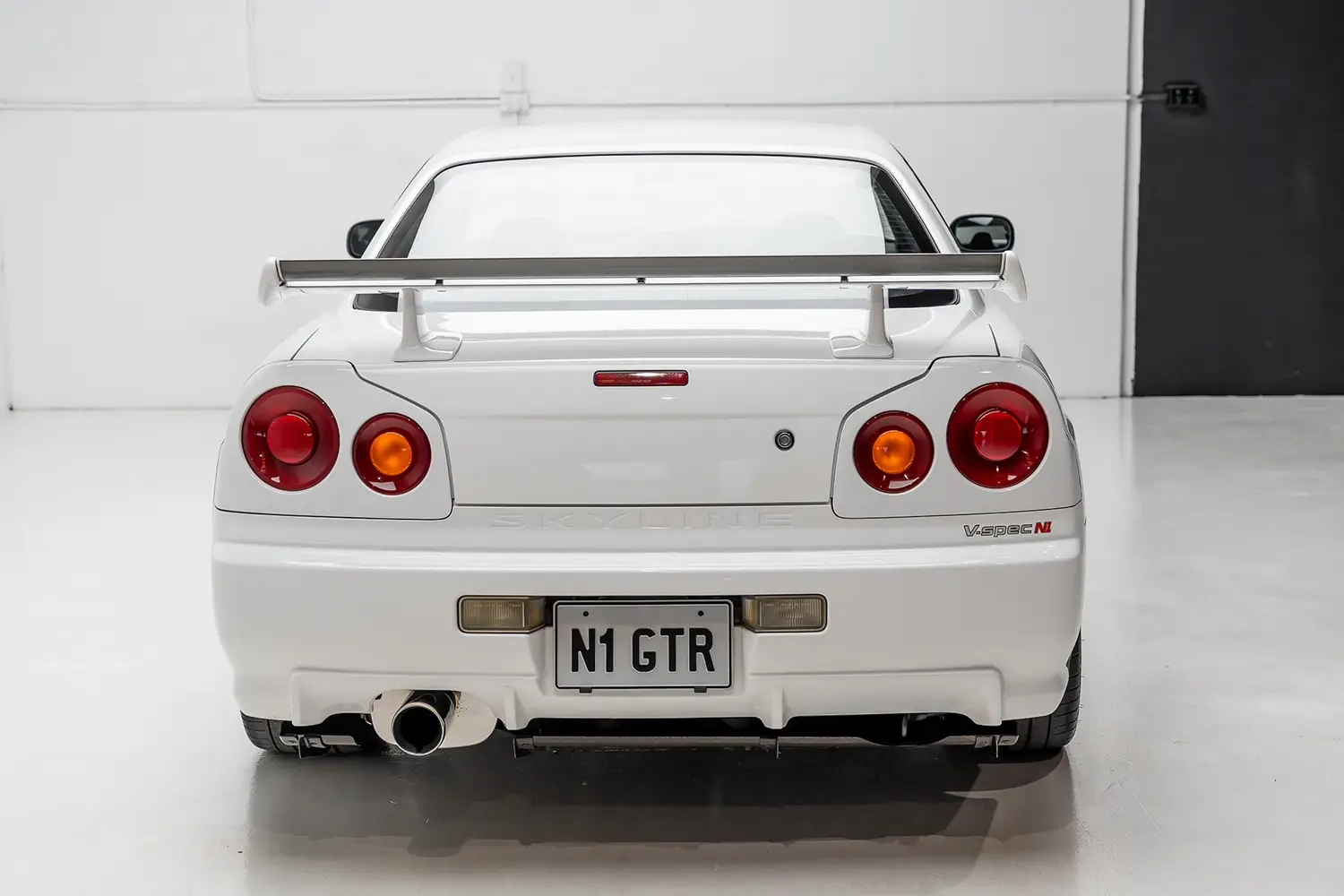 1999 Nissan Skyline GT-R V-Spec N1