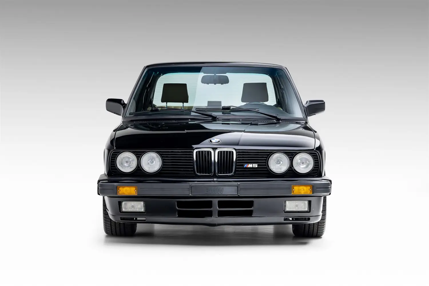 1988 BMW M5