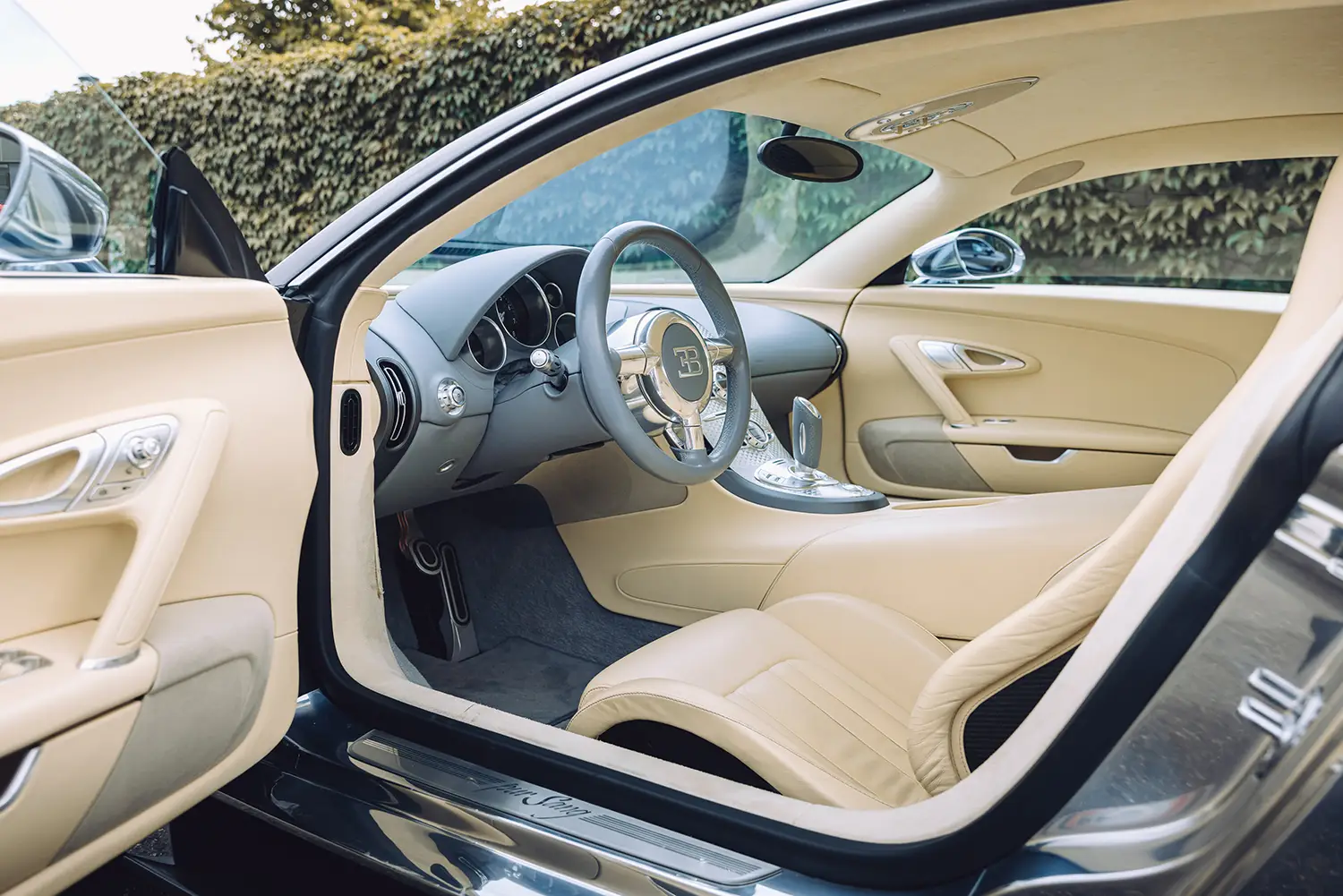 2008 Bugatti Veyron 16.4 Pur Sang