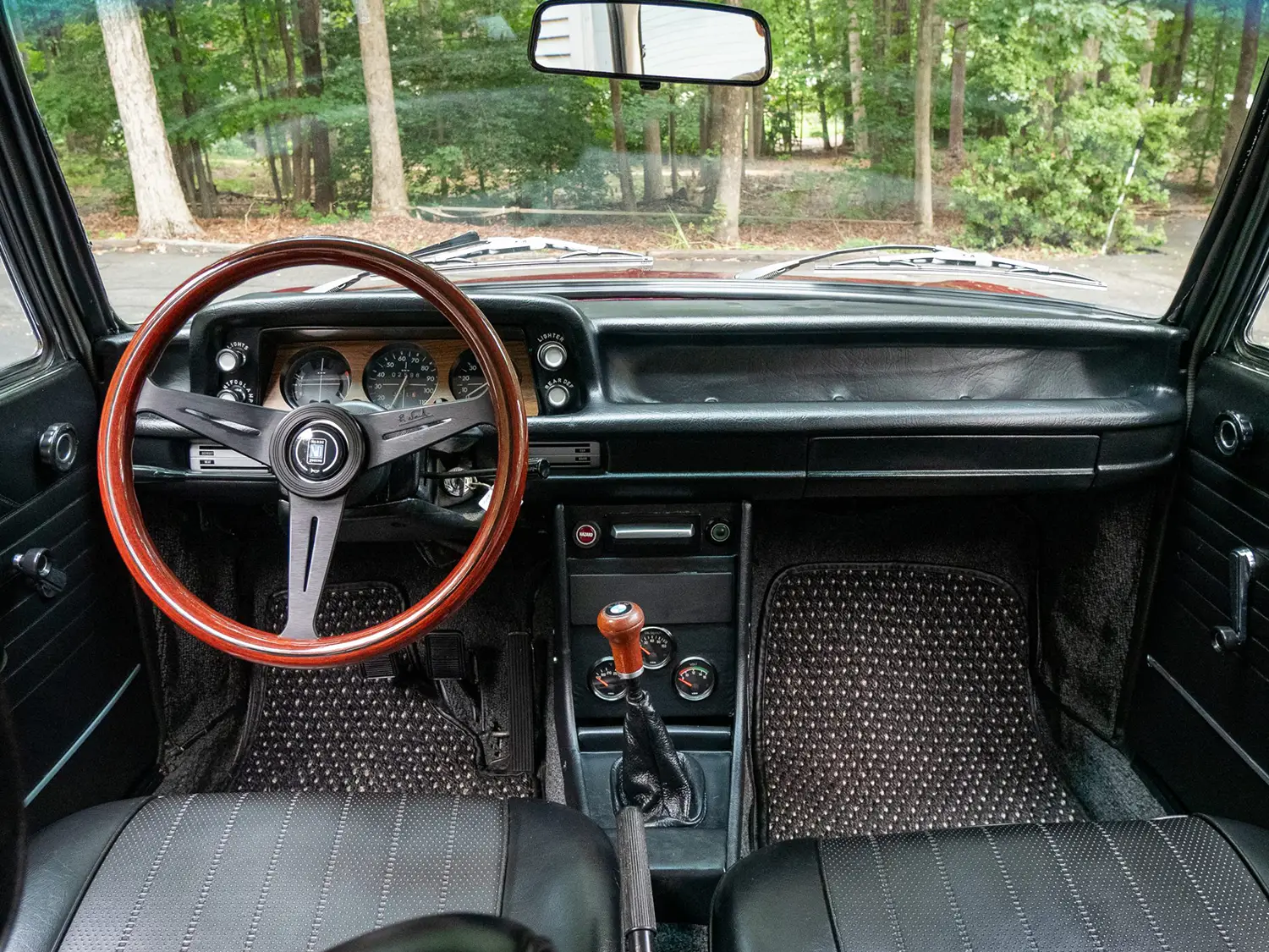 1974 BMW 2002tii 5-Speed