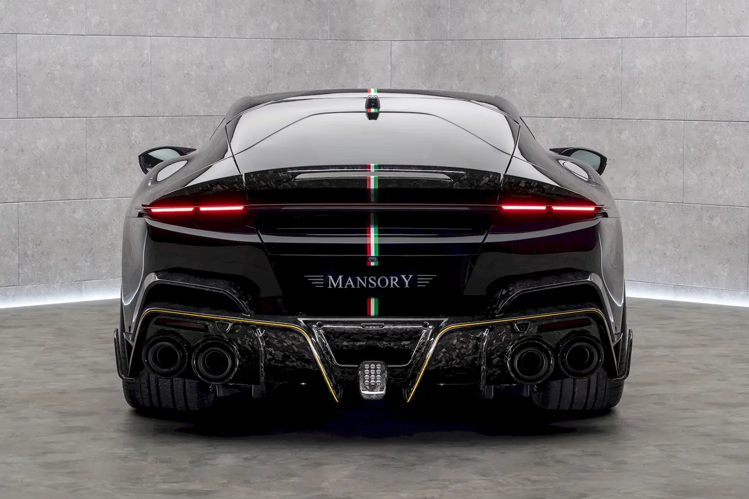 Ferrari 12 Cilindri Equestre by Mansory