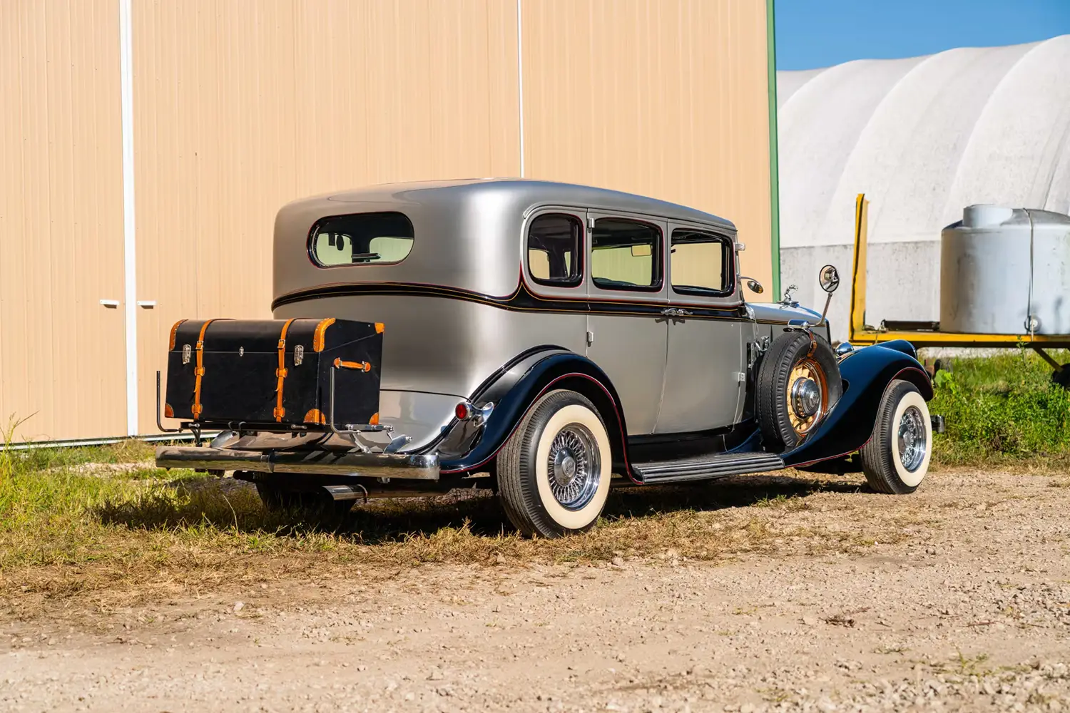 1933 Pierce-Arrow Sedan