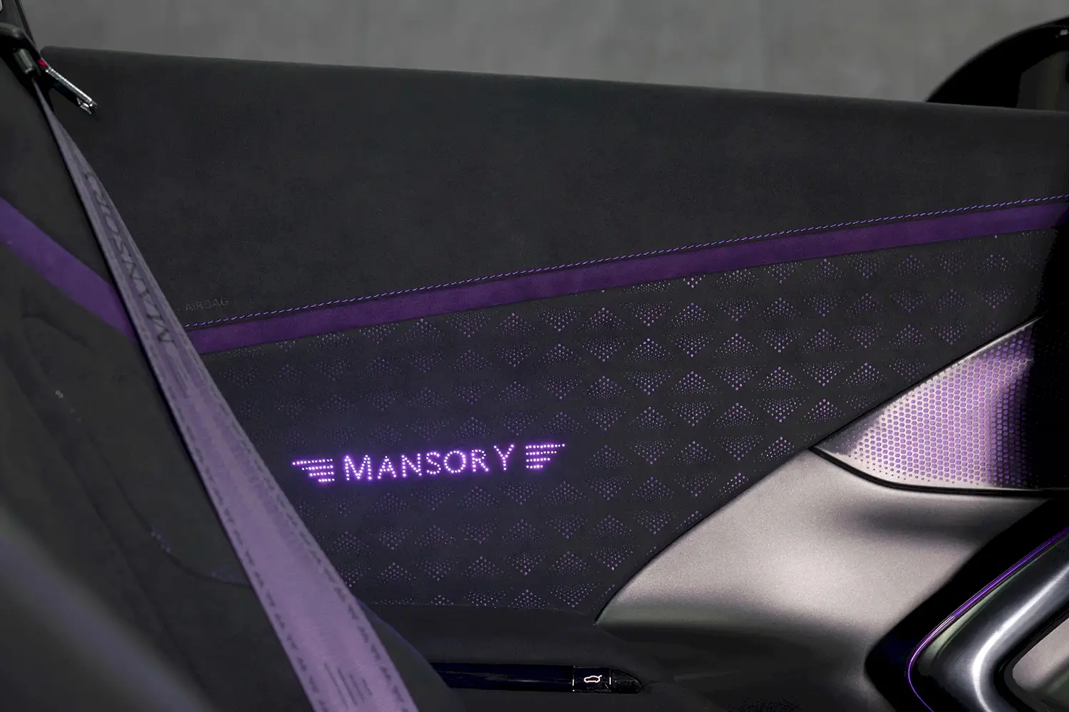 Ferrari 12 Cilindri Equestre by Mansory