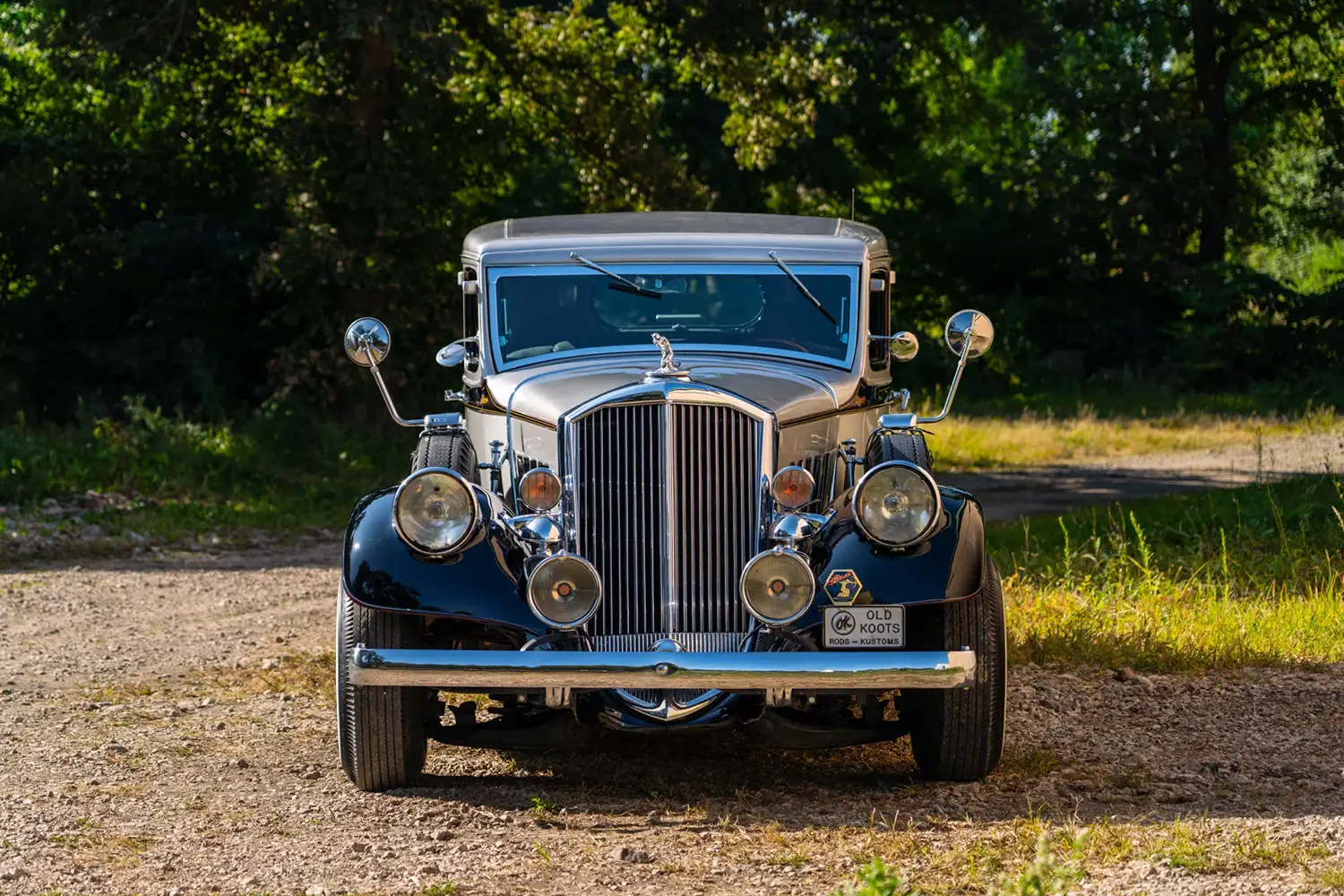 1933 Pierce-Arrow Sedan