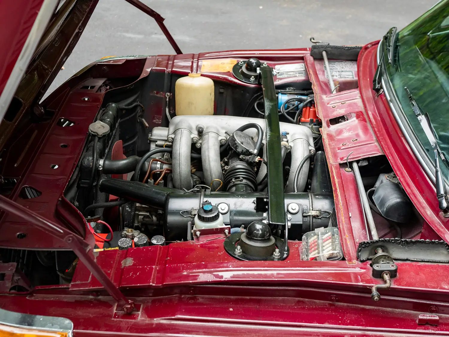 1974 BMW 2002tii 5-Speed