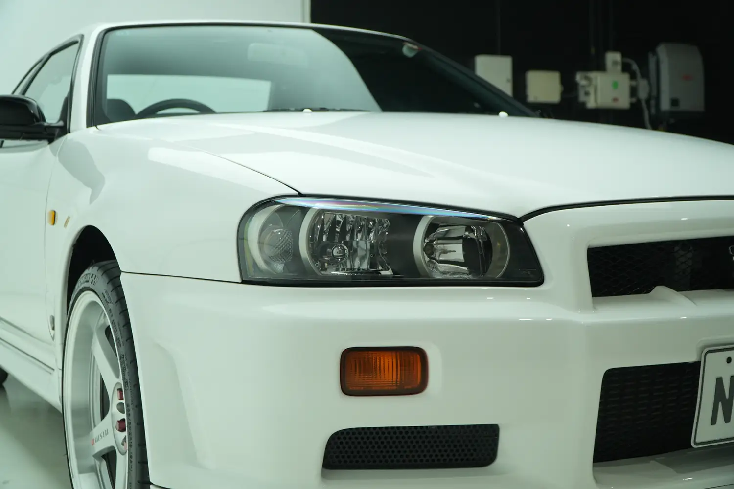 1999 Nissan Skyline GT-R V-Spec N1