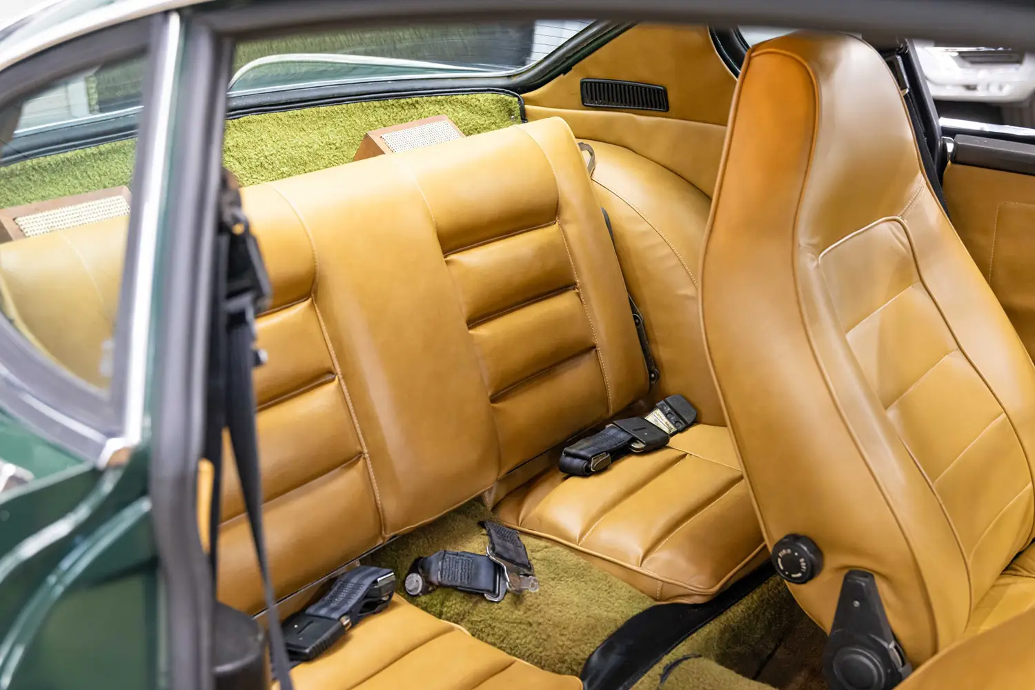 1972 Volvo 1800E