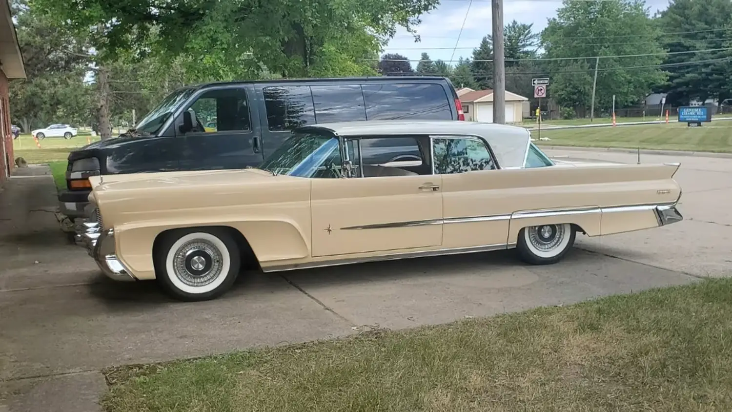 1958 Lincoln Premiere Hardtop
