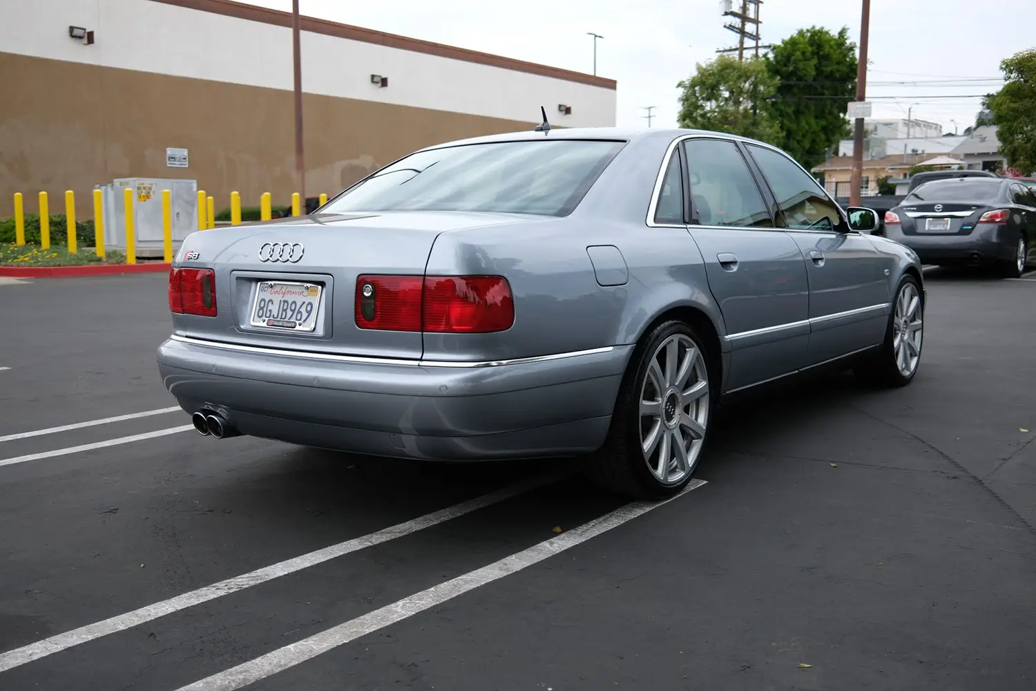 2003 Audi S8