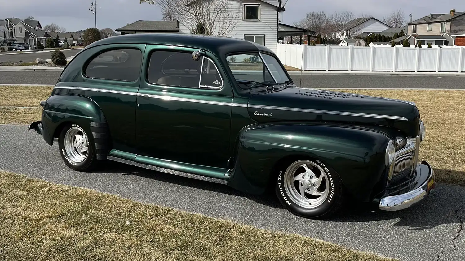 1942 Ford Super Deluxe Tudor Sedan