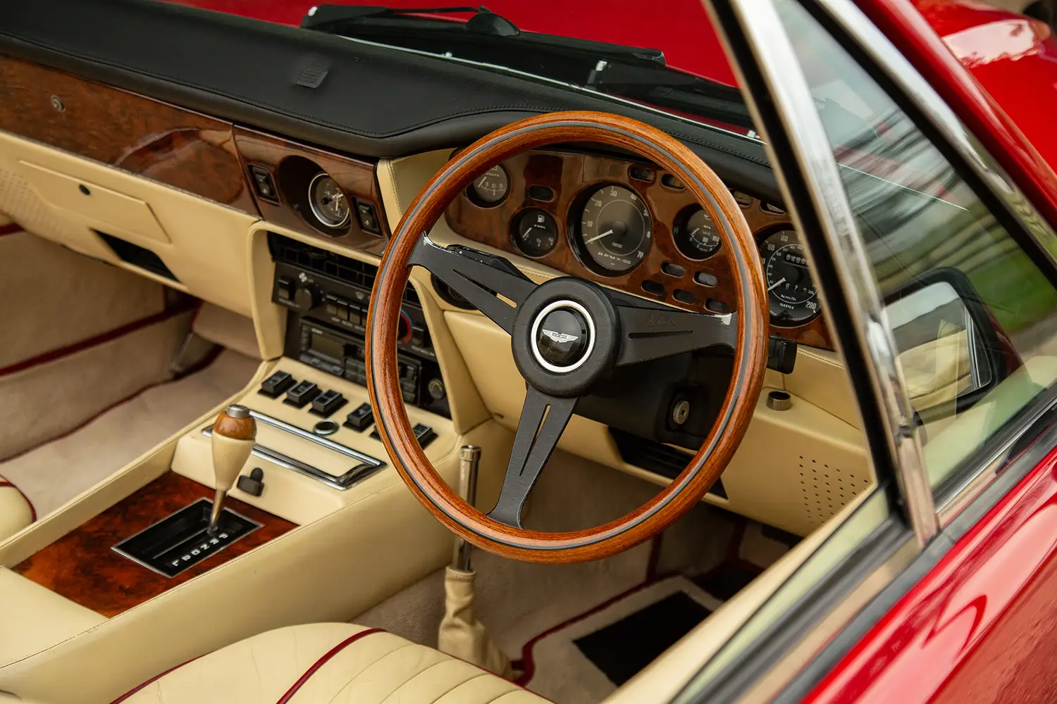 1988 Aston Martin V8 Vantage Volante X-Pack