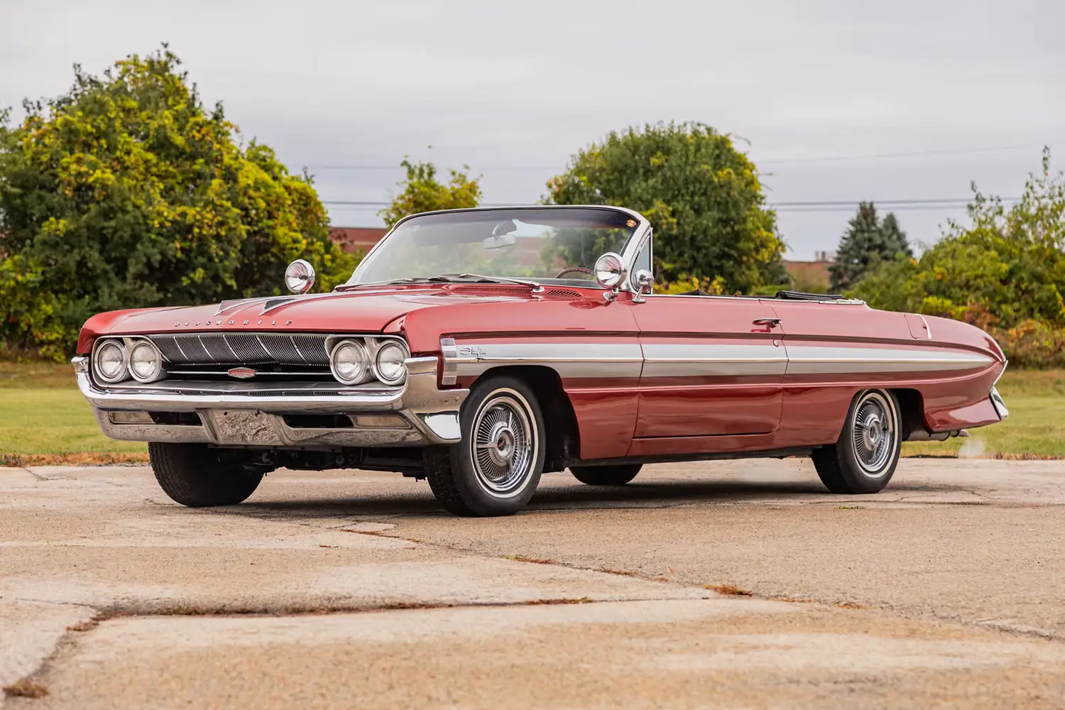 1961 Oldsmobile Starfire Convertible