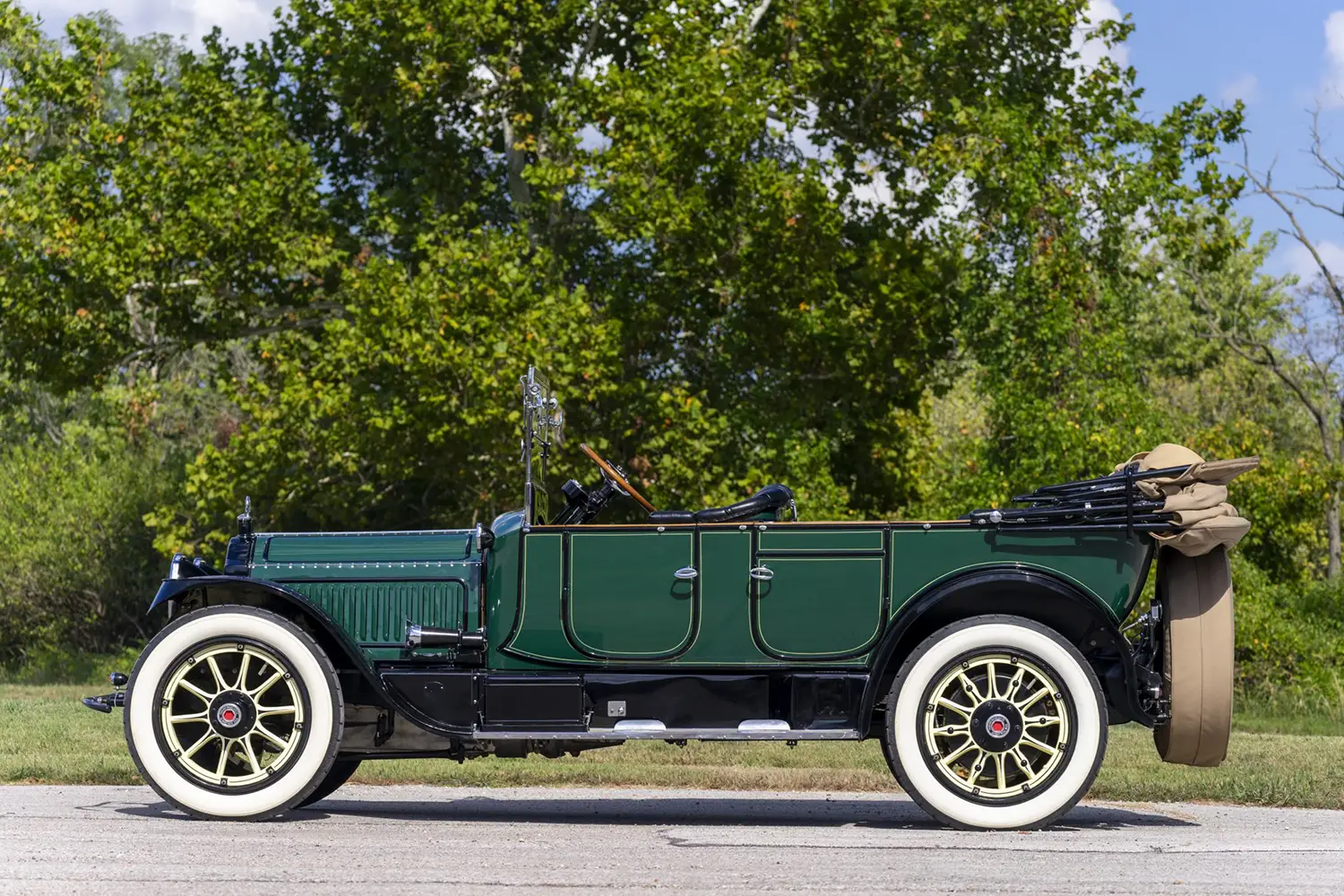 1917 Packard Twin Six Touring Car