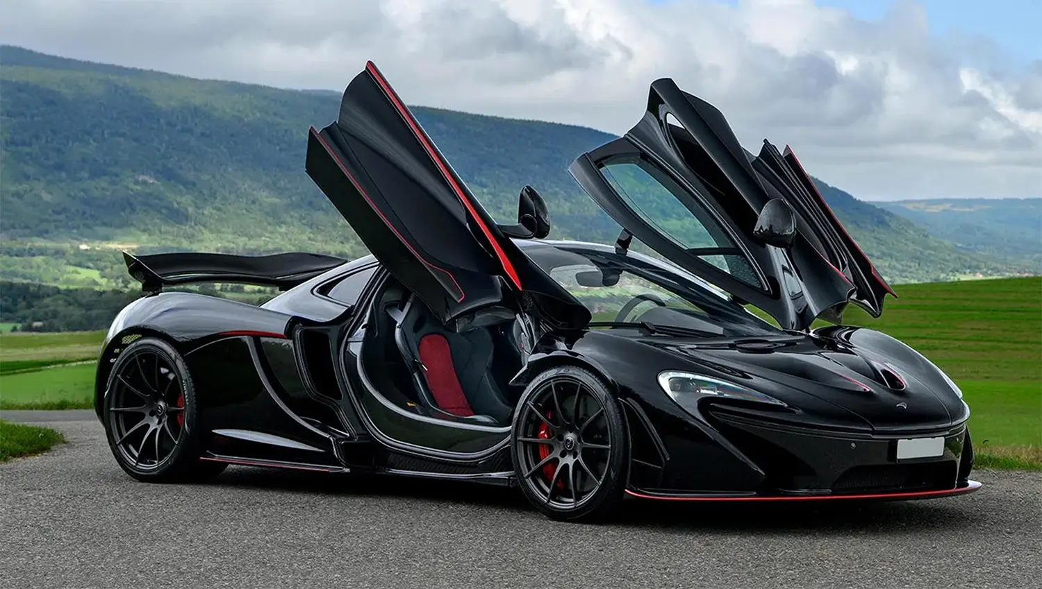 2014 McLaren P1