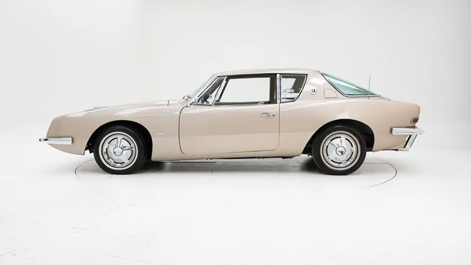 1963 Studebaker Avanti R2