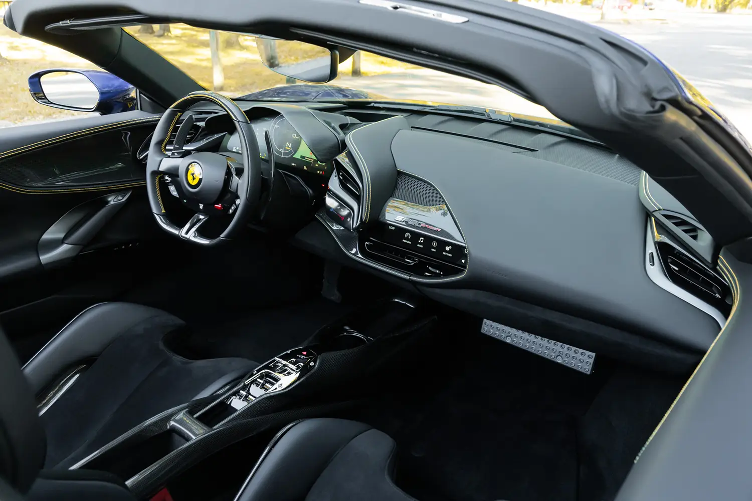 2022 Ferrari SF90 Spider Assetto Fiorano
