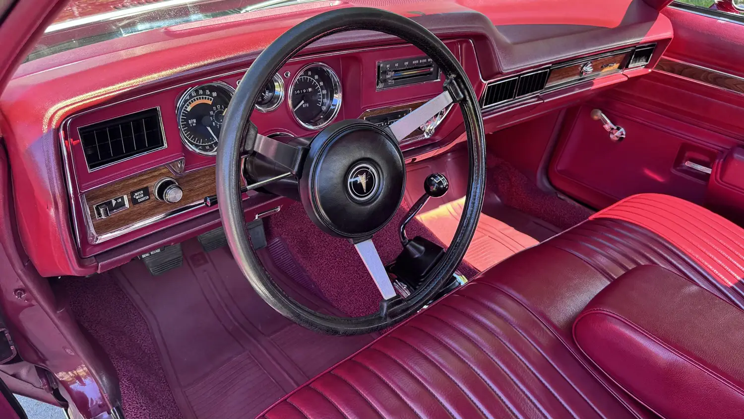 1974 Pontiac LeMans GT 