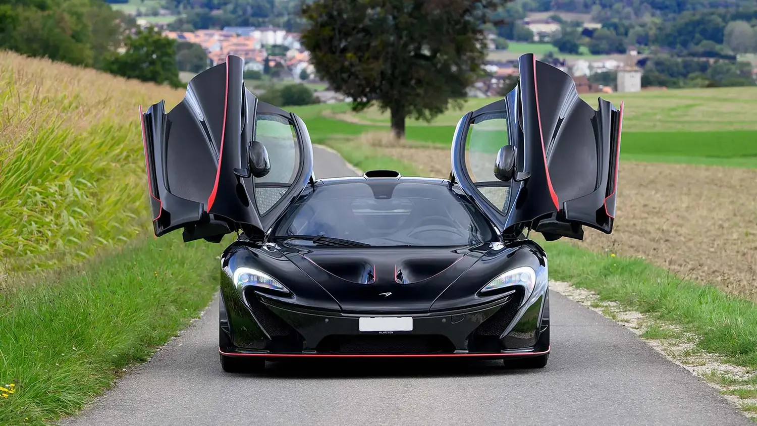 2014 McLaren P1