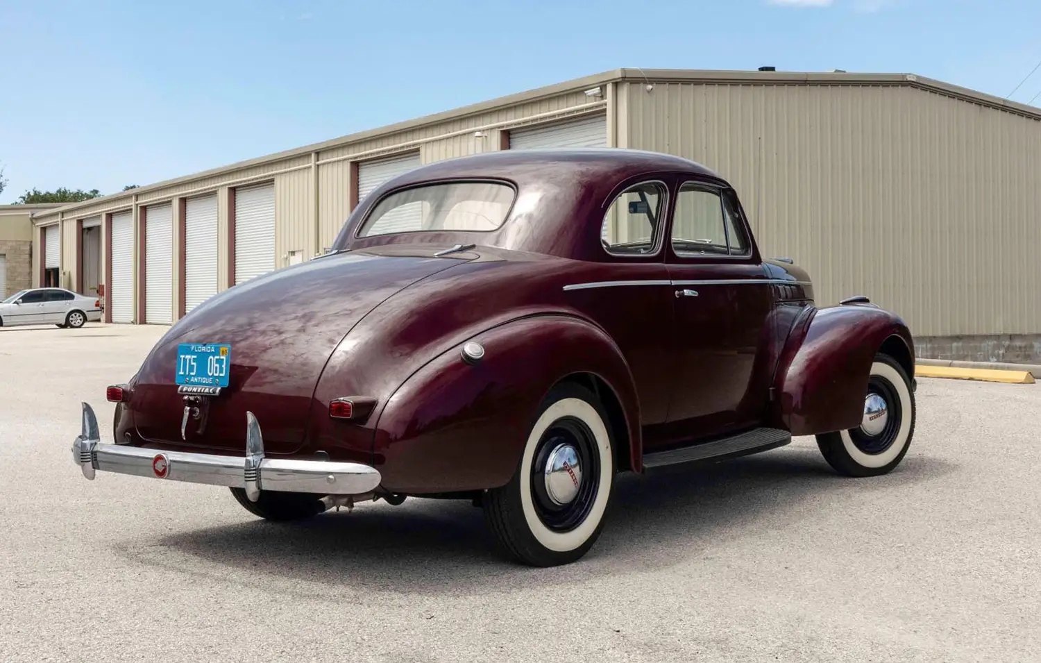 1940 Pontiac Special Sport Coupe