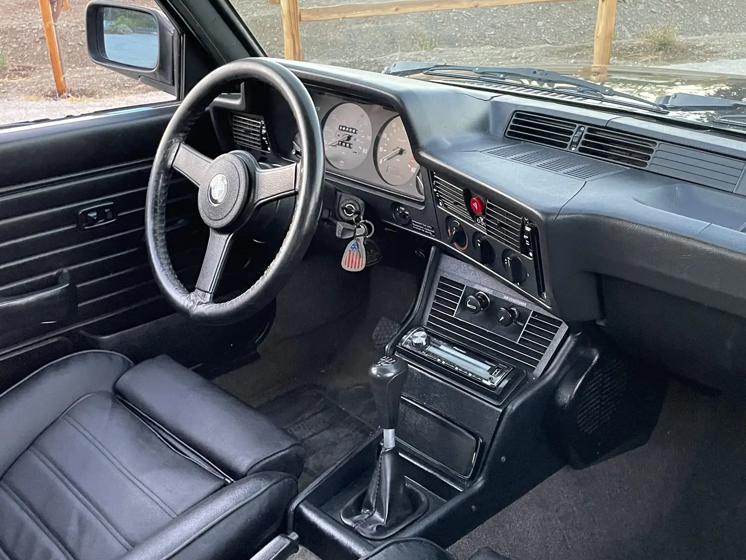 1983 BMW 320iS E21 Sport