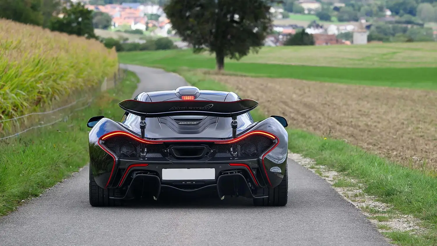 2014 McLaren P1