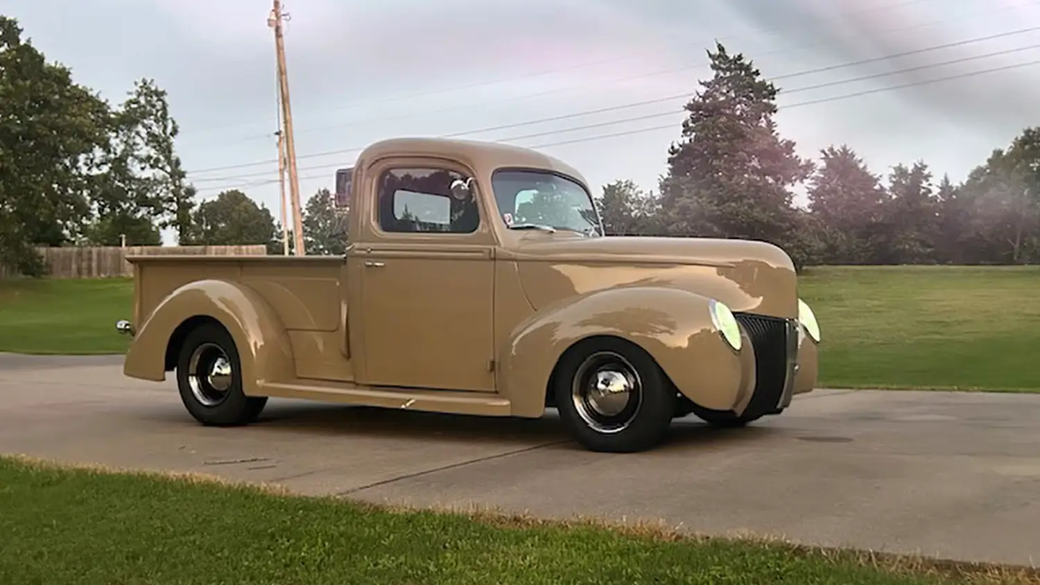 1940 Ford Custom Pickup