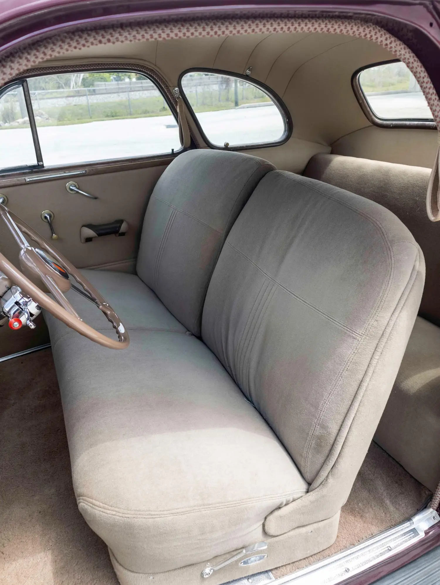 1940 Pontiac Special Sport Coupe