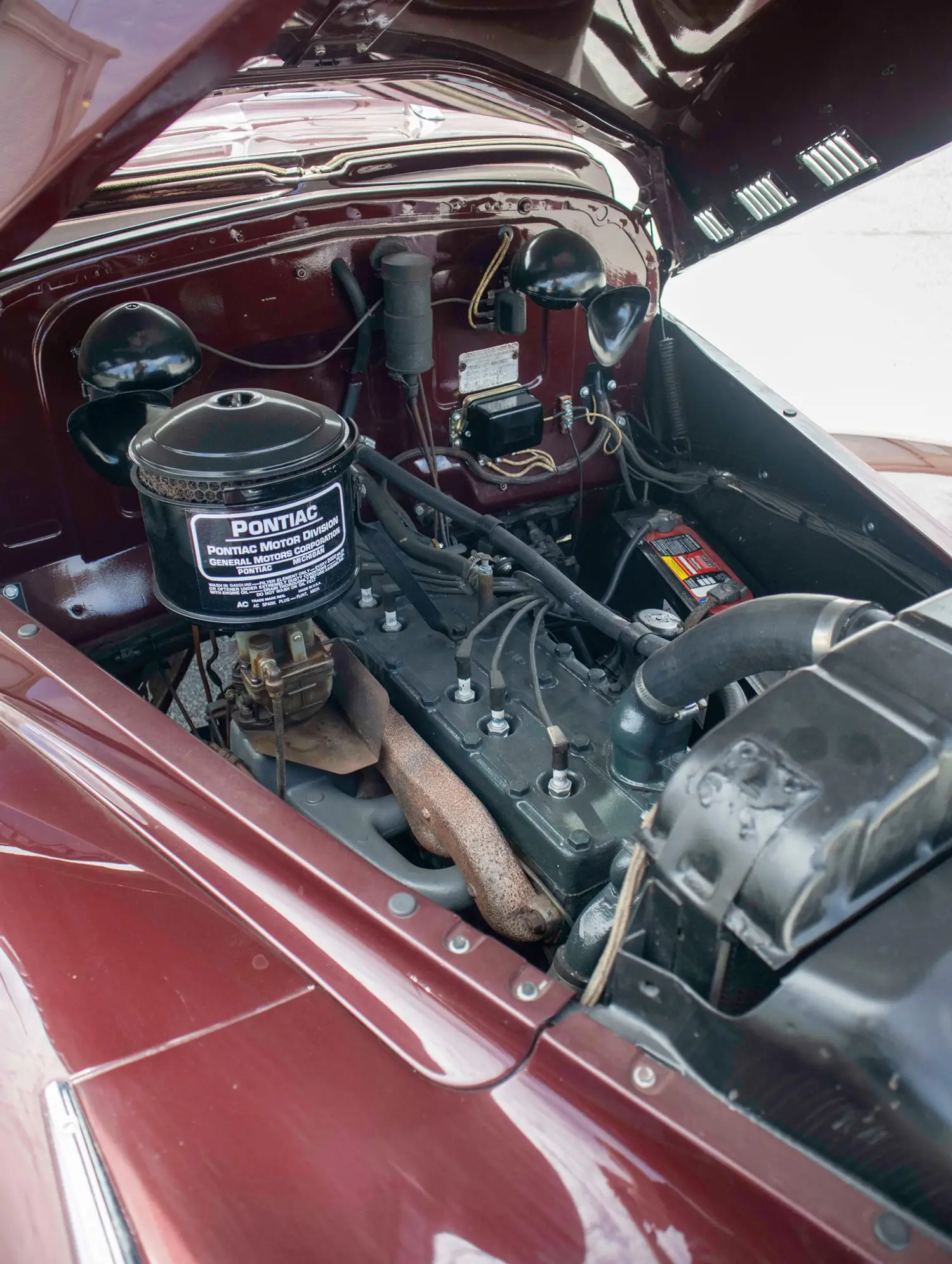 1940 Pontiac Special Sport Coupe