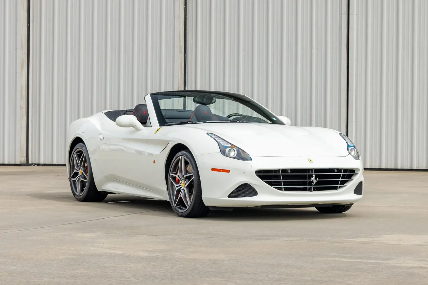 2017 Ferrari California T Special Handling