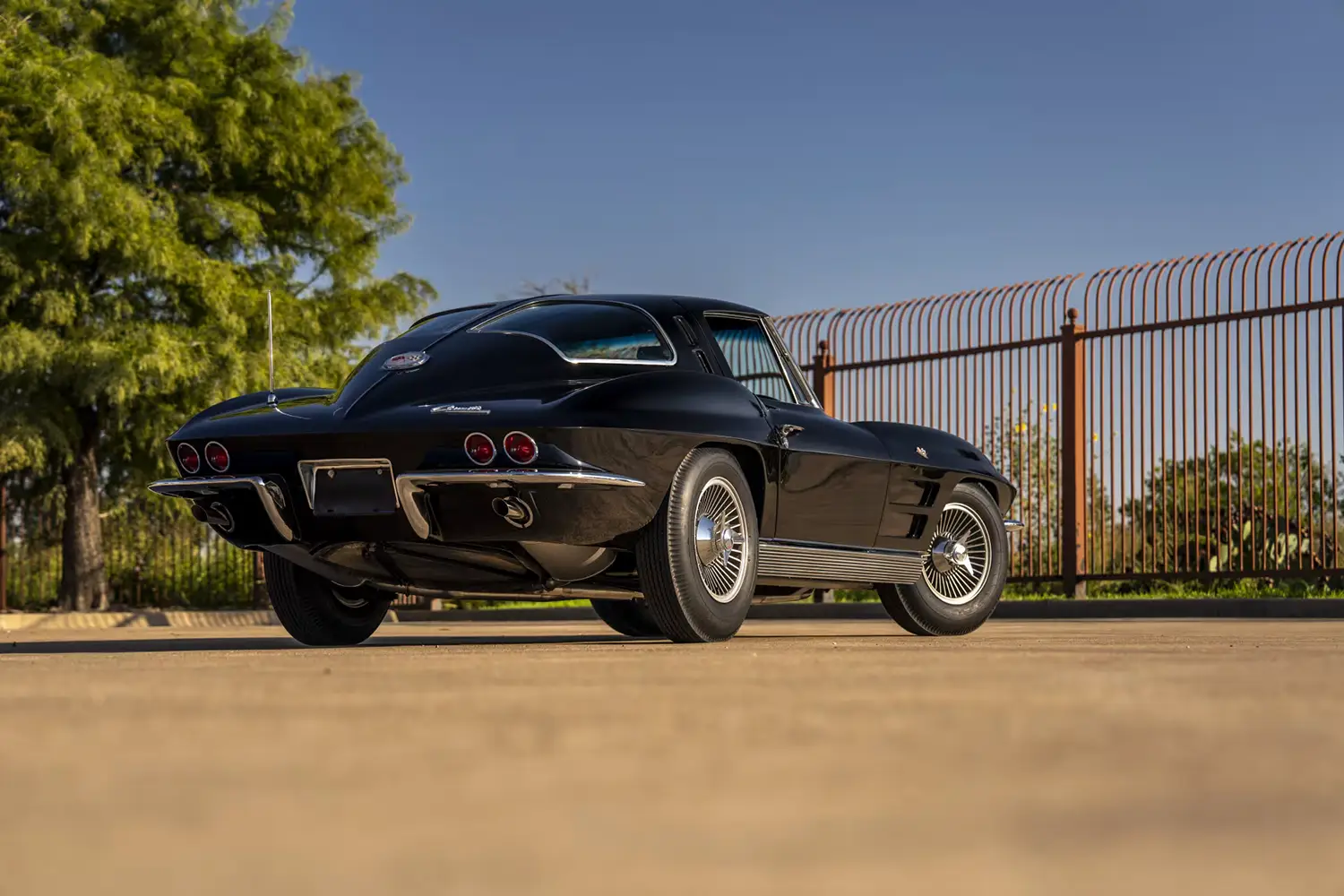 1963 Chevrolet Corvette Split Window Coupe 1963 Chevrolet Corvette Split Window Coupe