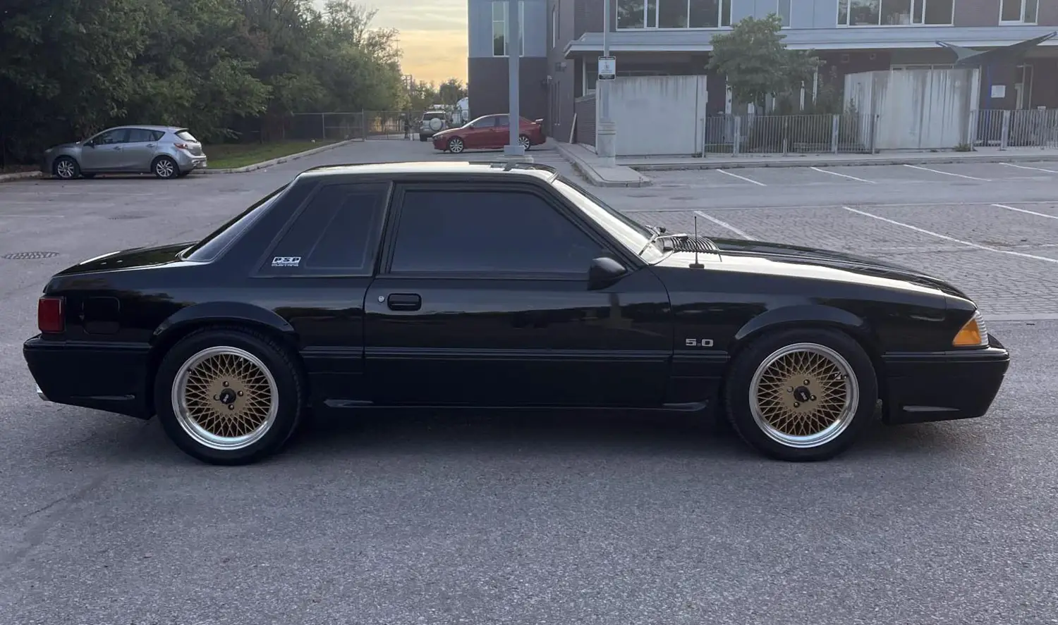 1989 Ford Mustang LX Notchback