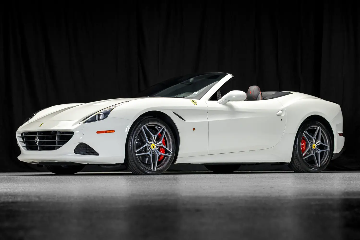 2017 Ferrari California T Special Handling