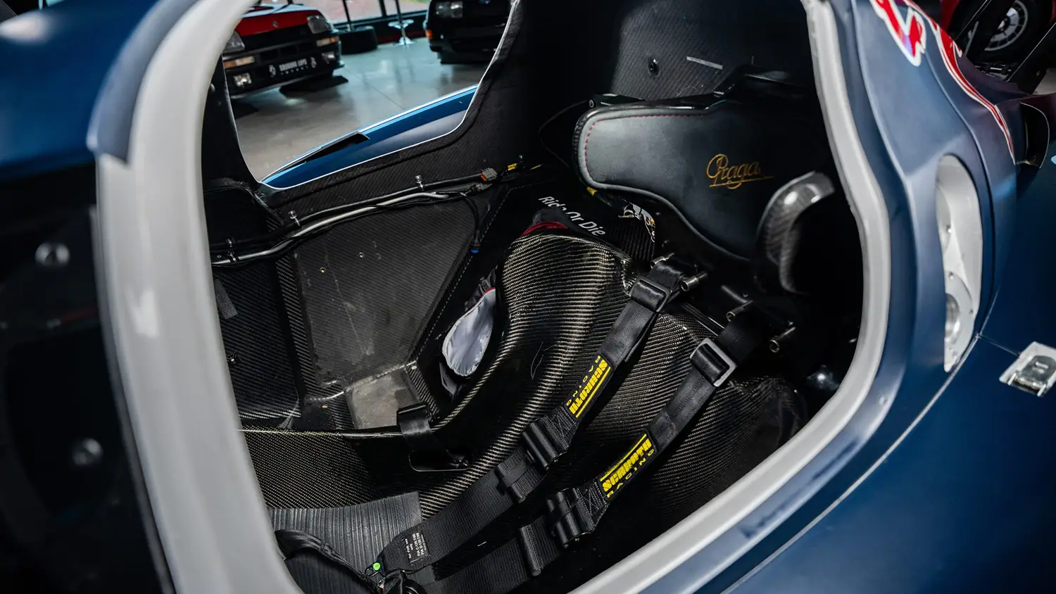 2014 Praga R1