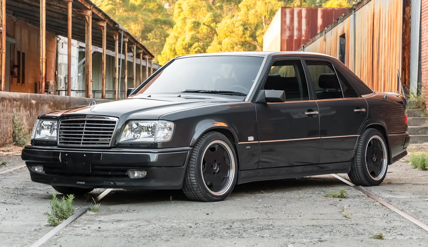 1993 Mercedes-Benz 400E AMG