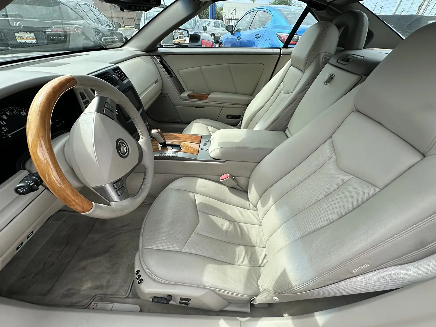 2005 Cadillac XLR