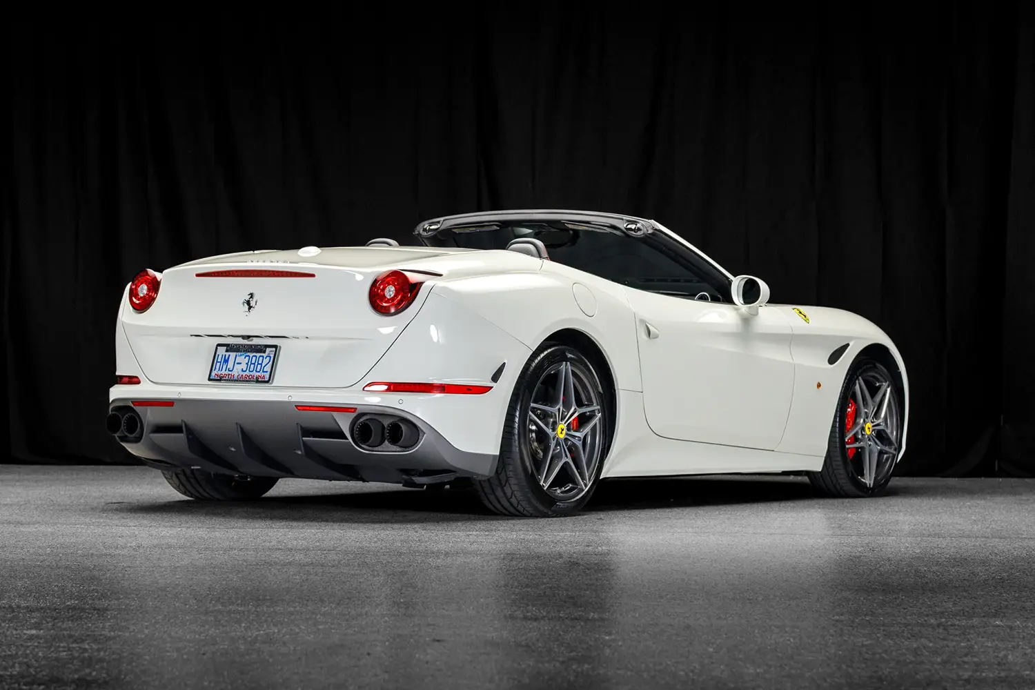2017 Ferrari California T Special Handling