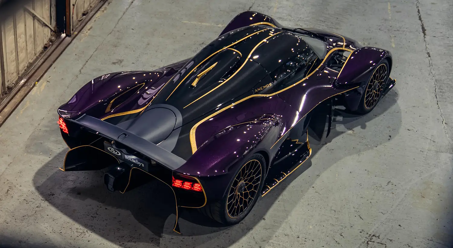 2024 Aston Martin Valkyrie Coupé